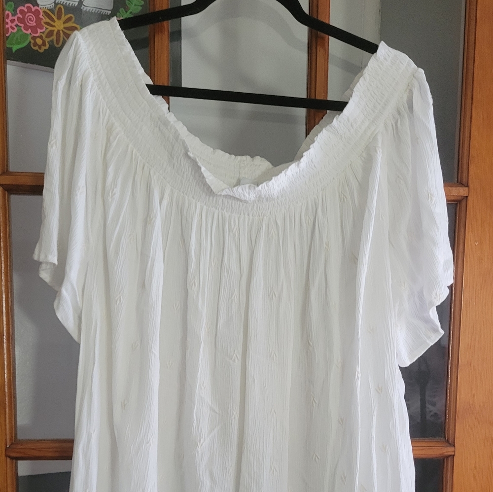 Old navy white 3x blouse